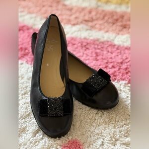 New Ara leather Black Flats with Sparkling Bow size 9